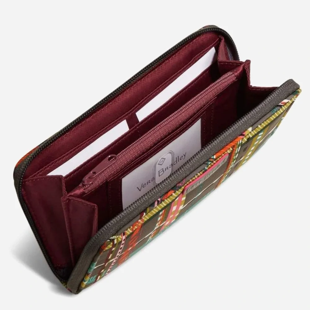 Vera Bradley Midtown RFID Wristlet City Plaid NWT